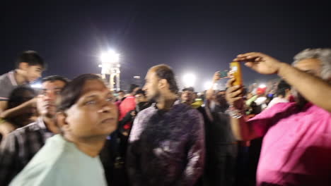 Indian-festival-celebration-at-a-Mumbai-beach