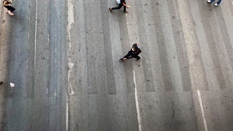 Carreteras-Desorganizadas-En-Brasil-Crean-Un-Caos-En-El-Centro-De-La-Ciudad