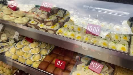 A-variety-of-delicious-Indian-Bengali-Sweets-displayed-on-the-street-side-food-stall-in-Kolkata