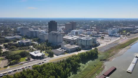 Downtown-Baton-Rouge,-Louisiana-Wide-Aerial-Orbiting-Left