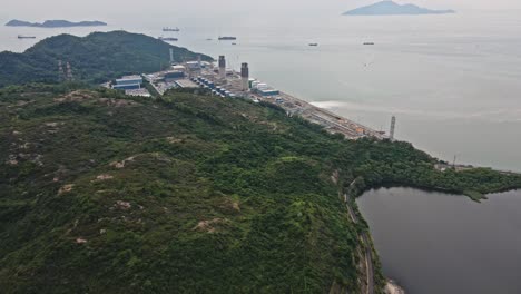 Central-Eléctrica-De-Punto-Negro-En-Vista-Aérea,-Tuen-Mun,-Hong-Kong,-Toma-De-Establecimiento