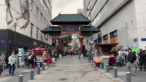 Toma-De-Entrada-Al-Barrio-Chino-De-La-Ciudad-De-Mexico