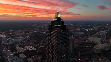 Truist-Bank-skyscraper-at-dramatic-sunset