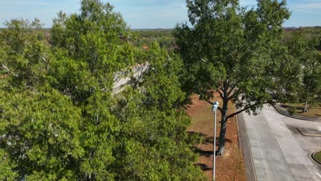 Rising-aerial-of-South-Carolina-Welcome-sign-and-visitor-center