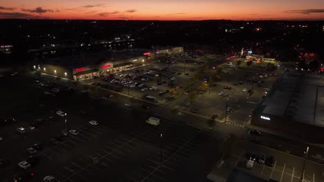 Retail-shopping-mall-at-night