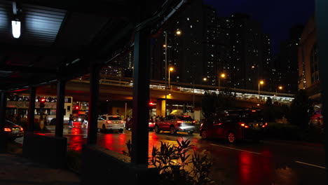 Midnight-atmosphere-on-one-of-the-streets-in-China