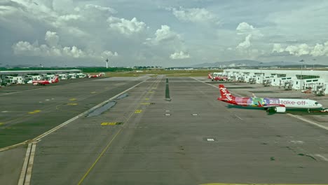 4K-Zeitraffer-Von-Flugzeugen-Am-Flughafen-O&#39;Hare