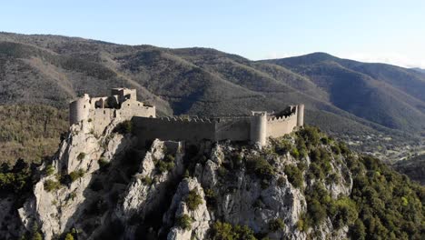 Antenne:-Burg-Der-Katharer-In-Südfrankreich