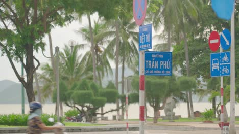 Road-sign-at-the-intersection-of-Tran-Phu-and-Biet-Thu