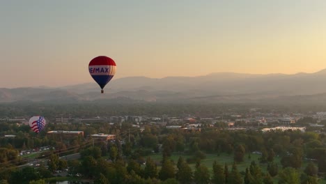 Remax-Ballon-Schwebt-über-Boise,-Idaho