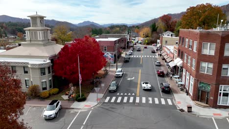 aerial-push-in-past-the-yancey-county-courthouse-in-burnsville-nc,-north-carolina