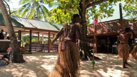 Traditional-Polynesian-male-dancer-with-a-spear