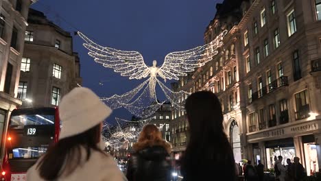 Mach-Mir-Ein-Bild-Vom-Engel,-Regents-Street,-London,-Vereinigtes-Königreich