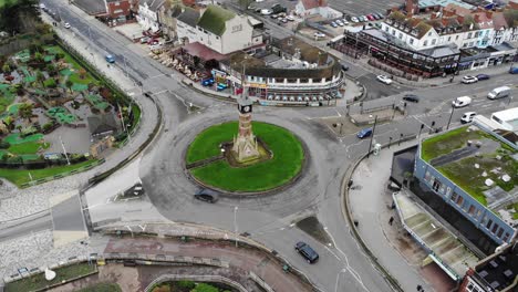 Der-Clocktower-Kreisverkehr-Neben-Der-Küste-Von-Skegness,-Großbritannien