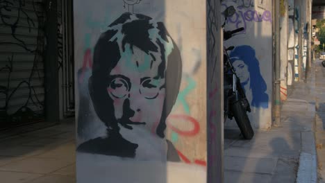 Plantilla-Pintada-Con-Spray-De-John-Lennon-Cantante-De-Los-Beatles