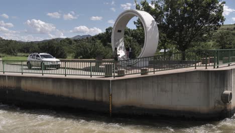 Tourists-at-Ash-River-Outfall-in-South-Africa-pose-inside-pipeline