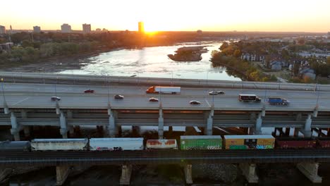 Tema-De-Vagones-De-Tren,-Ferrocarril-Y-Tráfico-En-Tulsa,-Oklahoma