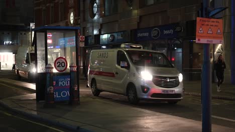 Policía-De-La-Ciudad-De-Londres,-Si-Puedes-Ver-Esto,-Podemos-Verte,-Reino-Unido