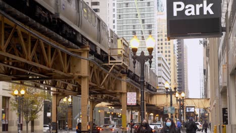 Chicago-Cta-Erhöhte-Zugverfolgungstag-Schwenkneigung