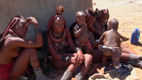 Tribu-Nómada-Himba-De-Namibia