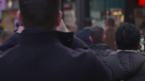 Busy-crowds-of-people-in-the-city-Central-London