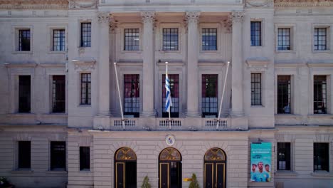 Boom-up-aerial-view-of-the-architecture-of-Municipality-of-Colonia-del-Sacramento,-Uruguay