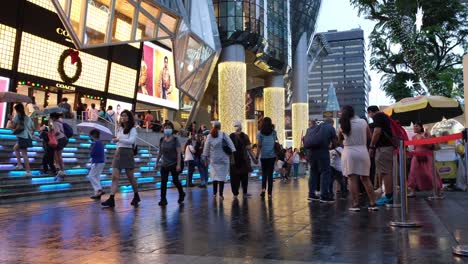 Singapore-shopping-city-on-a-rainy-day