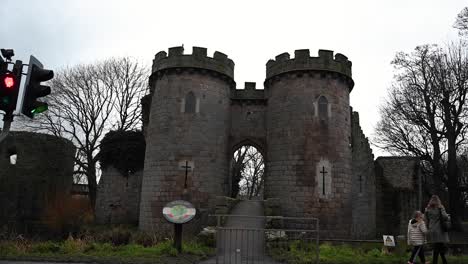 Entrada-Al-Castillo-De-Whittington,-Oswestry,-Shropshire,-Reino-Unido