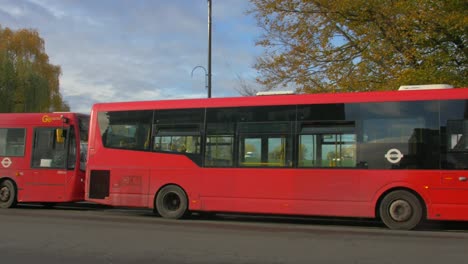 Red-Bus-in-London,-UK