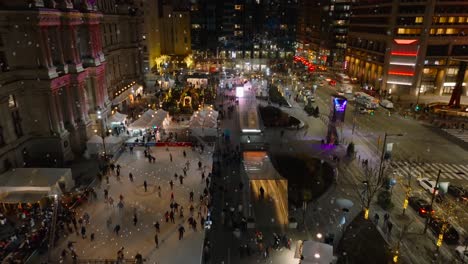 Ice-skaters-on-rink-at-Christmas-season