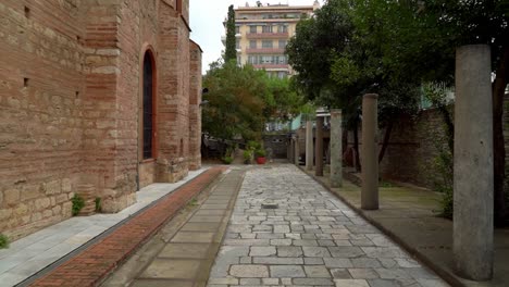 Cathedral-of-Agia-Sophia-in-Thessaloniki---in-1205-A