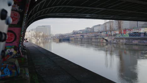 Der-Donaukanal-In-Der-Wiener-Innenstadt-Am-Neujahr-2023