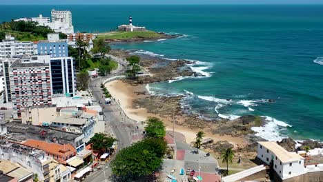 Küstenstadtlandschaft-Am-Berühmten-Tourismusort-Der-Innenstadt-Von-Salvador-Im-Bundesstaat-Bahia-Brasilien
