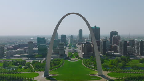 Gorgeous-Gateway-Arch-in-St