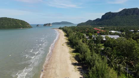 Aerial-footage-towards-the-lovely-scenic-view-of-the-Dolphin-Bay-in-Sam-Roi-Yot-National-Park,-Prachuap-Khiri-Khan,-Thailand