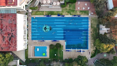 Freibad-Im-Real-Club-Espana-Sports-Complex,-Antenne