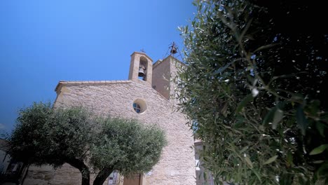La-Antigua-Iglesia-Parroquial-En-Uchaud-Gimabl-Foque-Tiro-Revelar