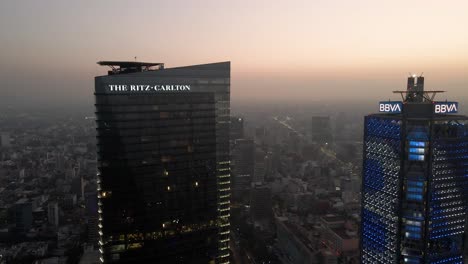Aerial-View,-moving-drone-towards-Torre-BBVA-and-Ritz-Carlton