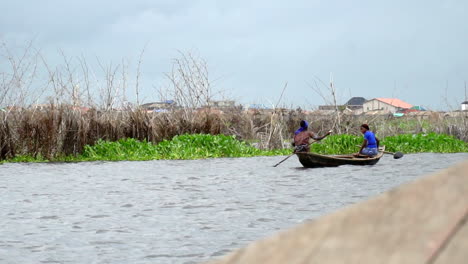 Ganvie,-El-Pueblo-Flotante-De-Benin,-áfrica