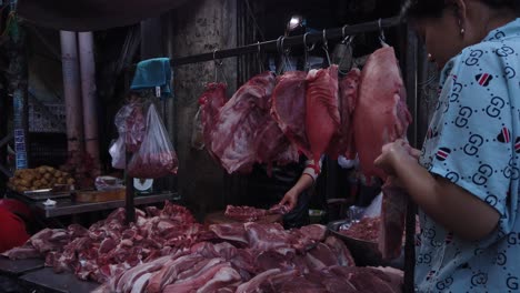 Early-morning-street-butcher-shop-in-Saigon