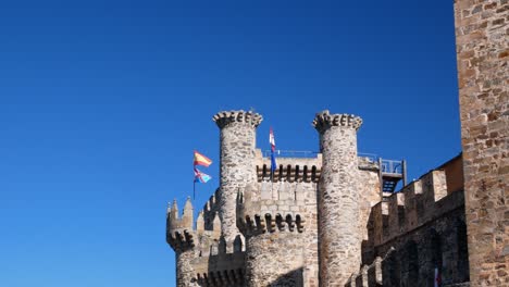 Paning-shot-of-the-Ponferrada-Templar-castle-in-Spain
