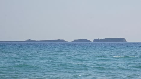 Turquoise-Seascape-At-Megas-Lakkos-Beach-In-Greece---static-shot