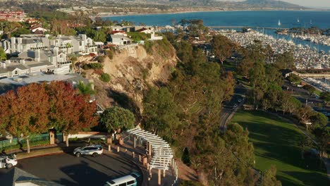Aerial-viewpoint-looking-out-over-the-Dana-Point-Harbor,-California