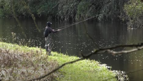 Fundición-De-Pescadores-En-El-Río-Don-Aberdeenshire,-Escocia