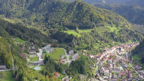 Picturesque-town-on-Austria-Alpine-valley