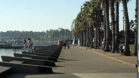 Walkway-On-Geelong’s-Eastern-Beach-Precinct,-Australia-On-A-Sunny-Morning