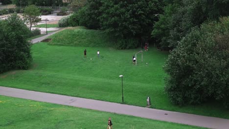 Migrant-in-Malmo-Sweden-playing