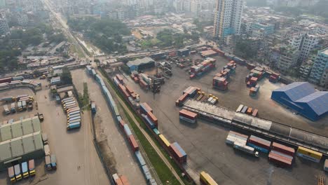 Kamalapur-Binnenschifffahrt-Container-Hafendepot,-Dhaka-In-Bangladesch