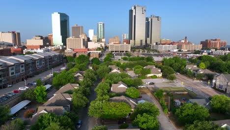Residential-neighborhood-in-Fort-Worth-Texas