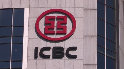 Close-up-of-sign-at-ICBC-skyscraper-in-Financial-Street-or-Financial-District-in-Beijing,-China